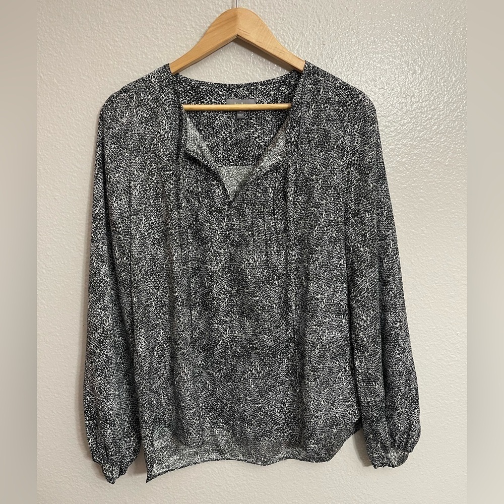Neiman Marcus Dotted Print V Neck Tie Blouse